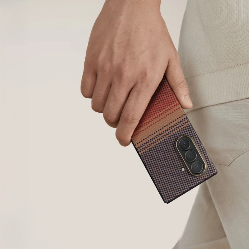 Pitaka Tactile Woven Sunset-Moonrise Serisi Galaxy Z Fold 7 M-safe Aramid Fiber Telefon Kılıfı Pitaka Tactile Woven Sunset-Moonrise Serisi Galaxy Z Fold 7 M-safe Aramid Fiber Telefon Kılıfı